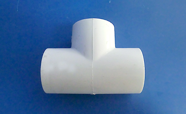 線(xiàn)管三通